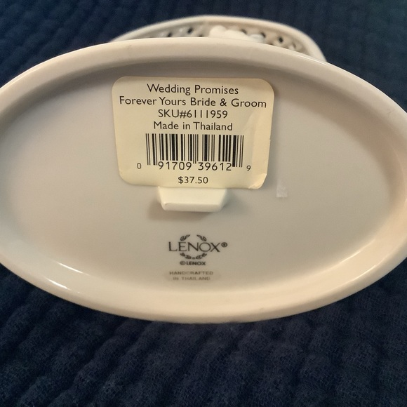 Vintage Lenox Bride And Groom Porcelain Wedding Cake
Topper - Picture 8 of 12